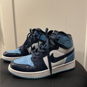 Air Jordan Retro 1 high top sneakers